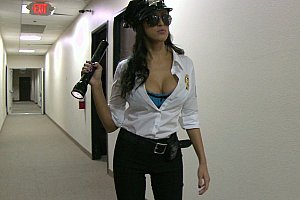 日韩熟妇人妻中出 Porn