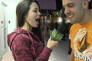 叉黑又粗的欧美老妇与狗coo Porn